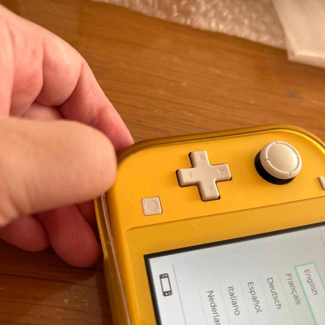 箱付き　Nintendo Switch Lite イエロー　ジャンク扱いです。