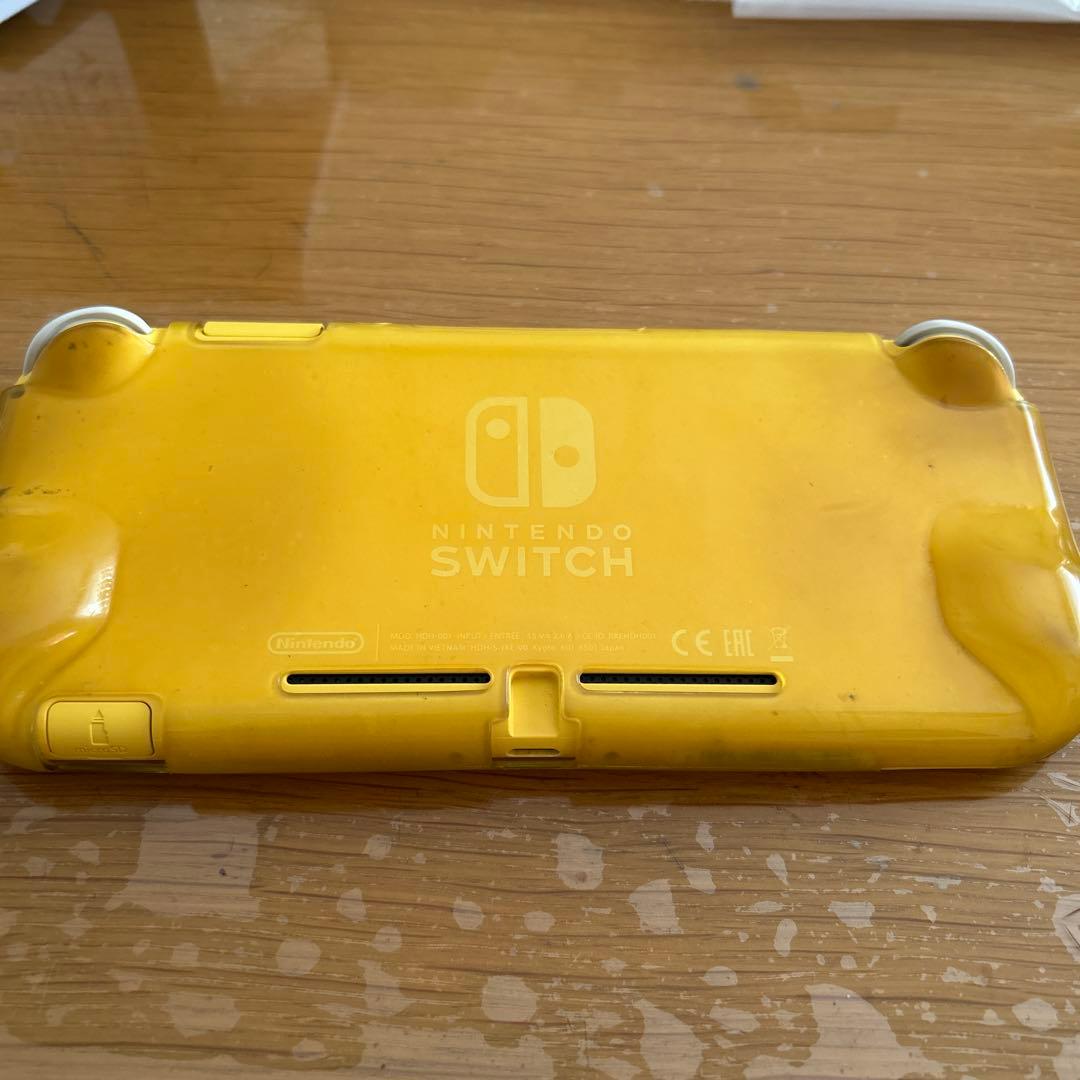 箱付き　Nintendo Switch Lite イエロー　ジャンク扱いです。