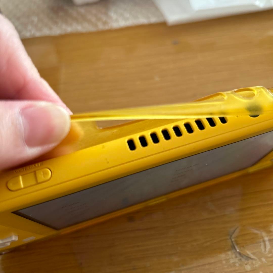 箱付き　Nintendo Switch Lite イエロー　ジャンク扱いです。