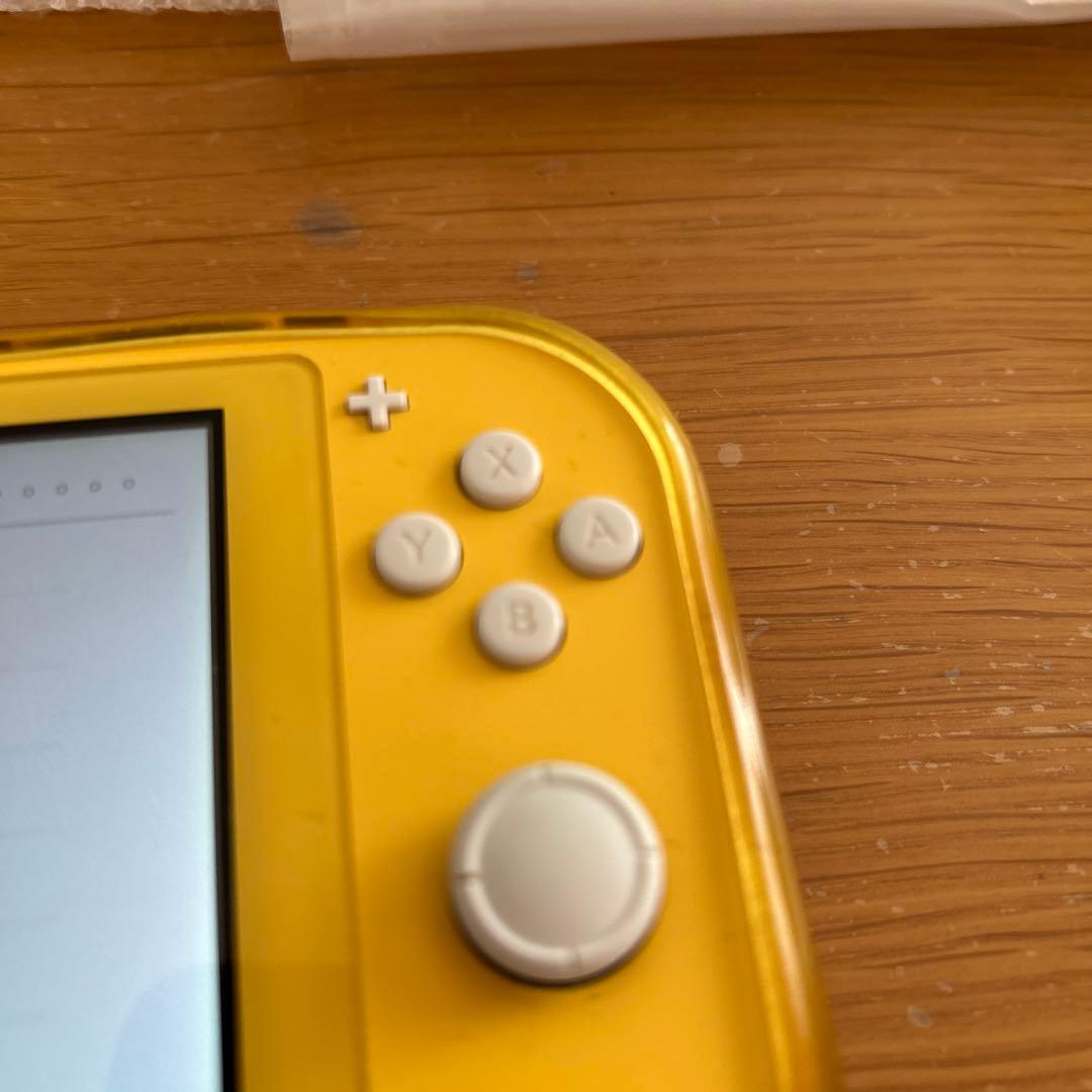 箱付き　Nintendo Switch Lite イエロー　ジャンク扱いです。