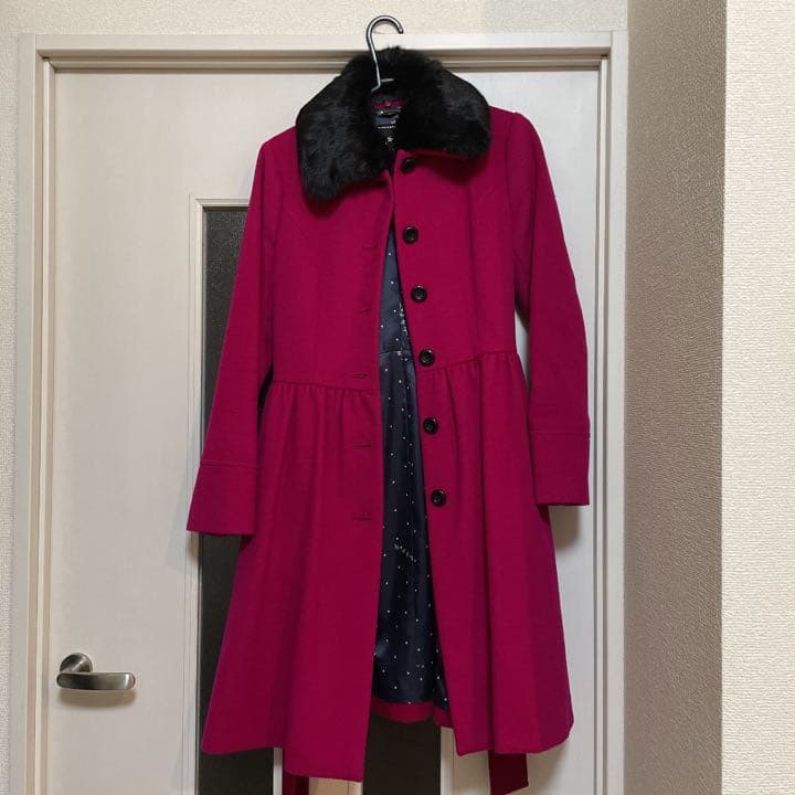 トゥービーバイアニエスベー　ロングコート