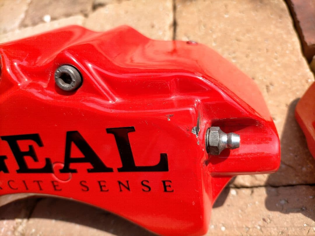 VOXY　80　GEAL ブレーキキャリパーカバー 4個セット