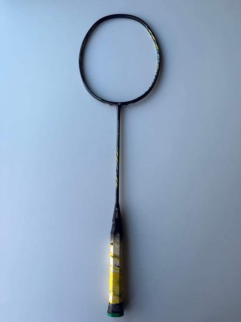 YONEXナノフレア800lt 廃盤商品 ヨネックス バドミントンラケット