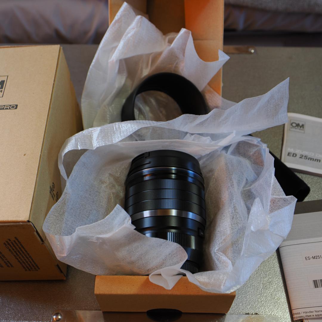 新品開封品 M.ZUIKO DIGITAL ED 25mm F1.2 PRO