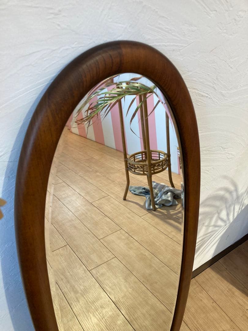 カリモク　オーバル ウォールミラー 壁掛け鏡