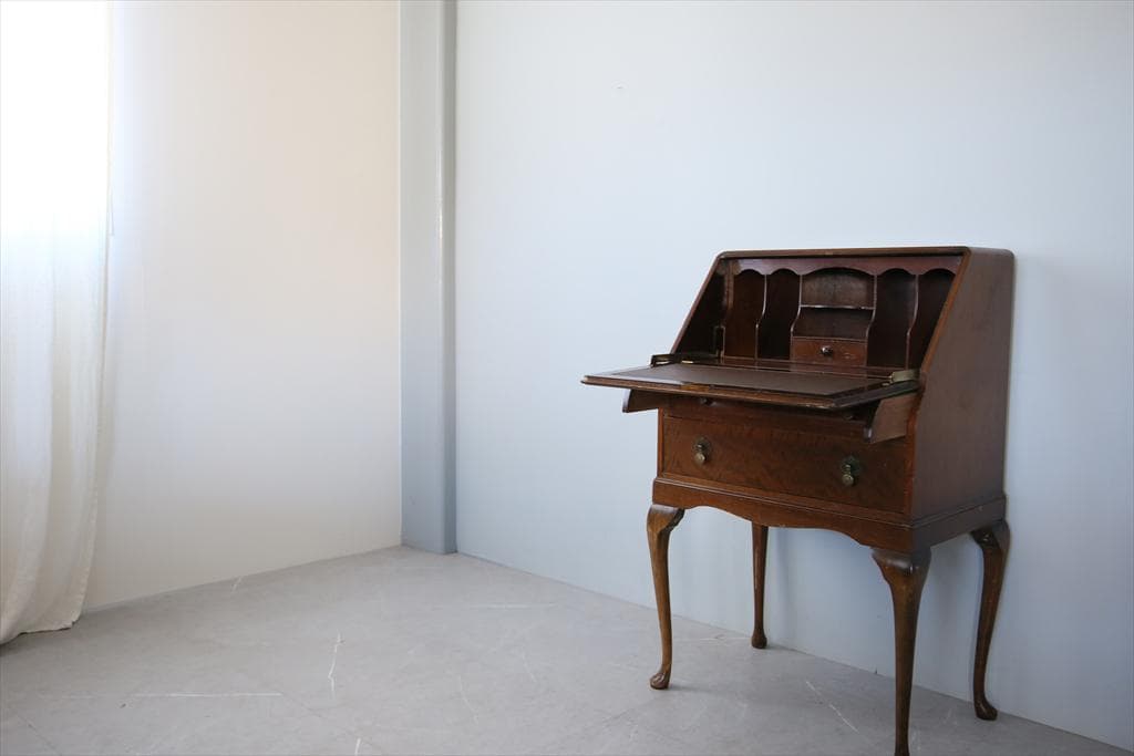 英国アンティーク猫脚ライティングビューロー/木製机/収納式デスク(89-310)