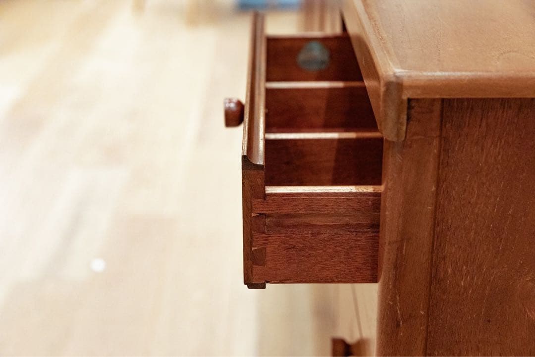 新春特別価格！美品！Nathan サークルサイドボード