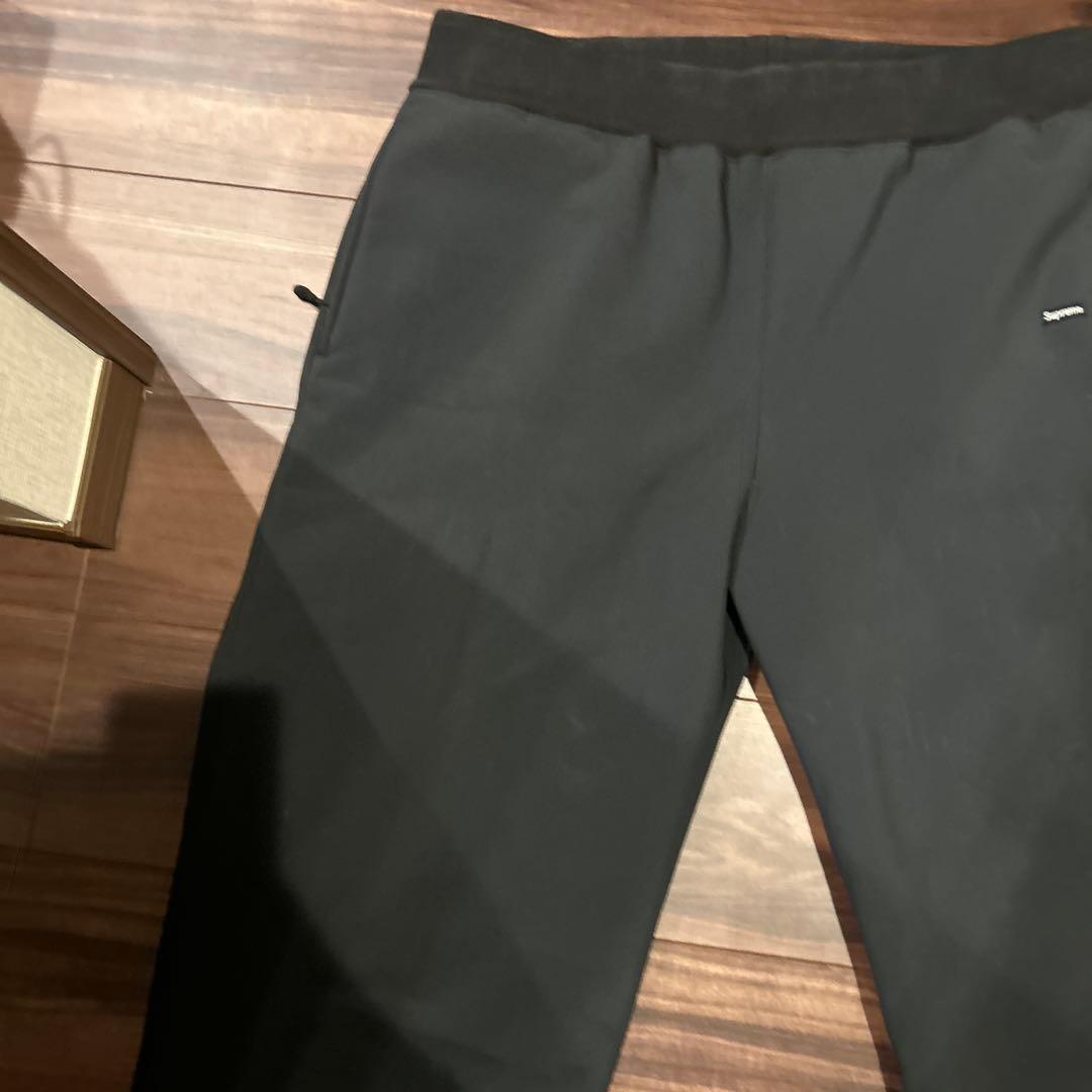 Supreme ブラック スウェットパンツ　ウィンドストッパー