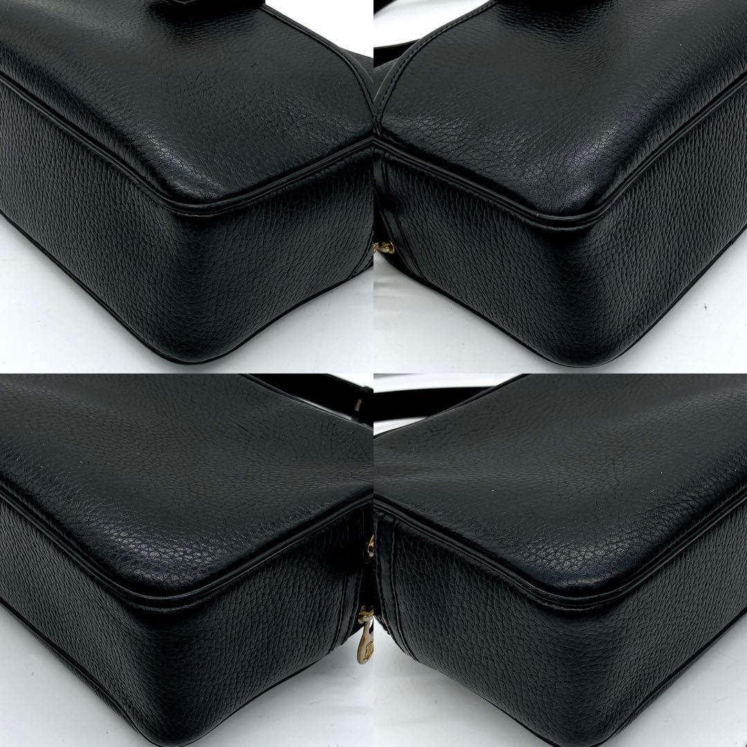 希少【CELINE】ショルダーバッグ　ダブルファスナー　ゴールド金具　ブラック