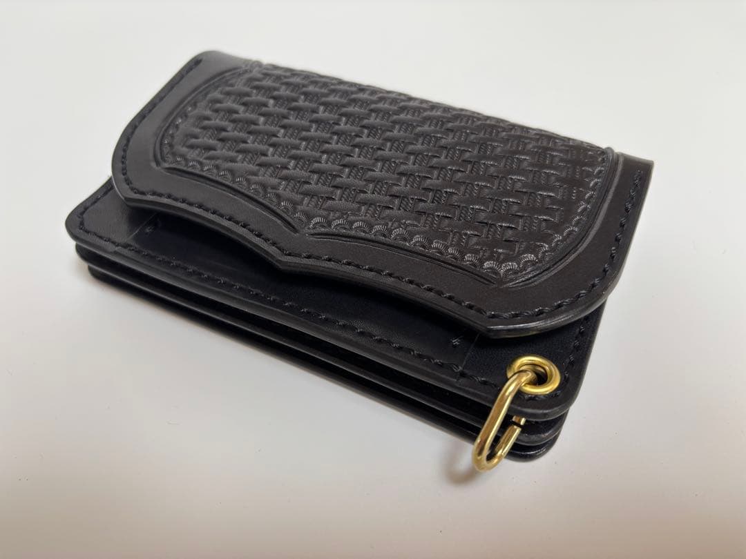 黒　栃木サドルレザー　トラッカーウォレット　三層　真鍮レザークラフト