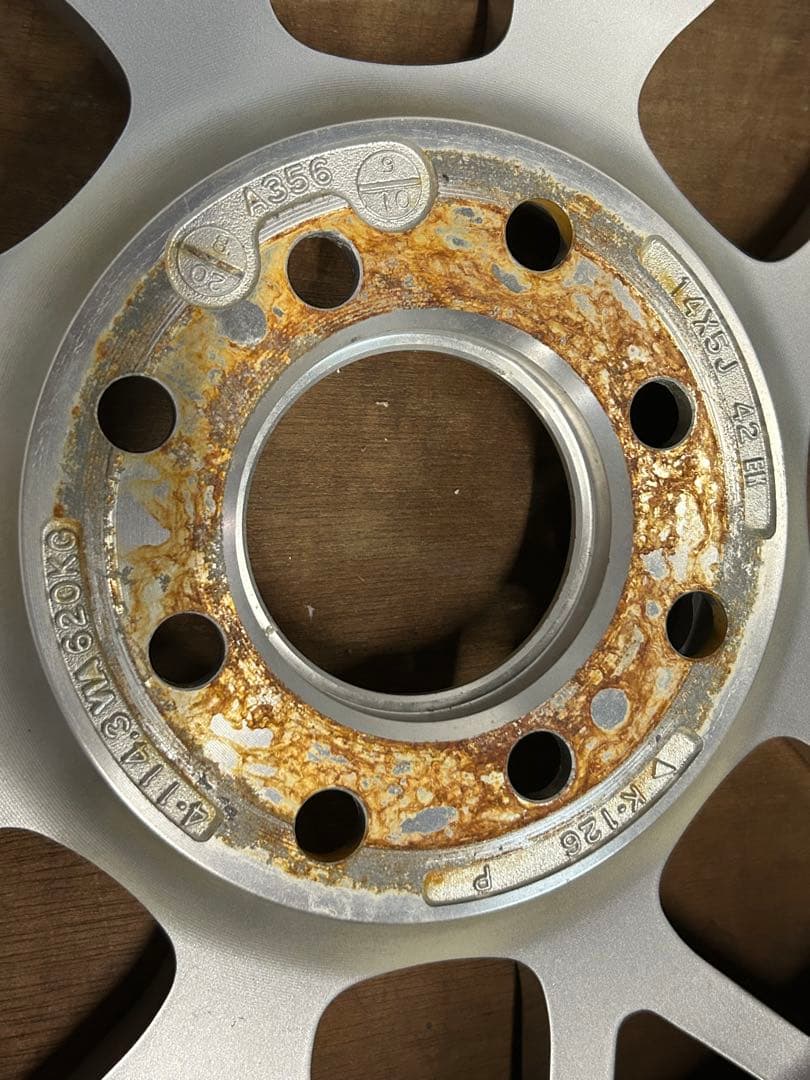 りゅう14×5J +42 PCD100 /114.3 4H 2本