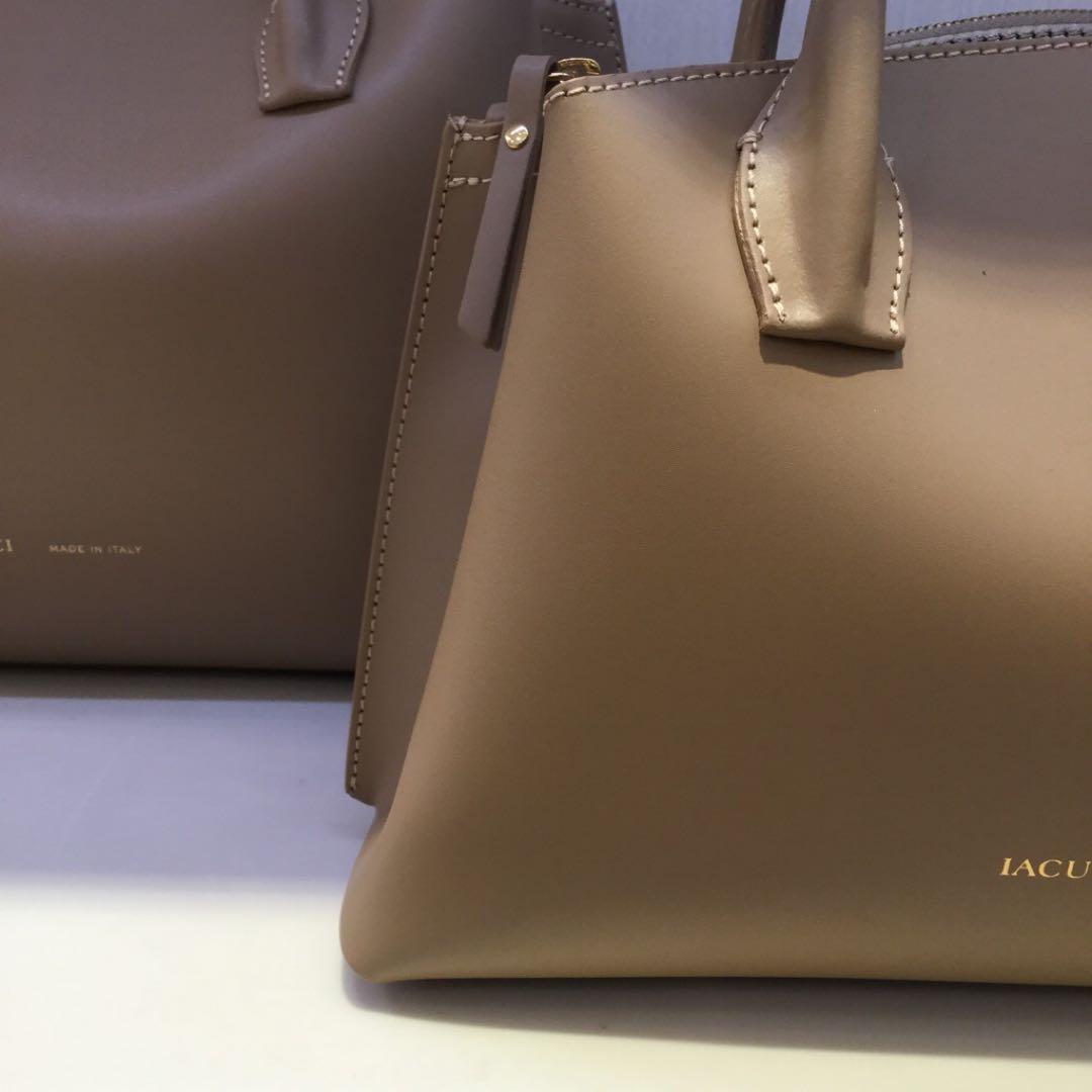 イアクッチ　ビジネスバッグ グレージュ