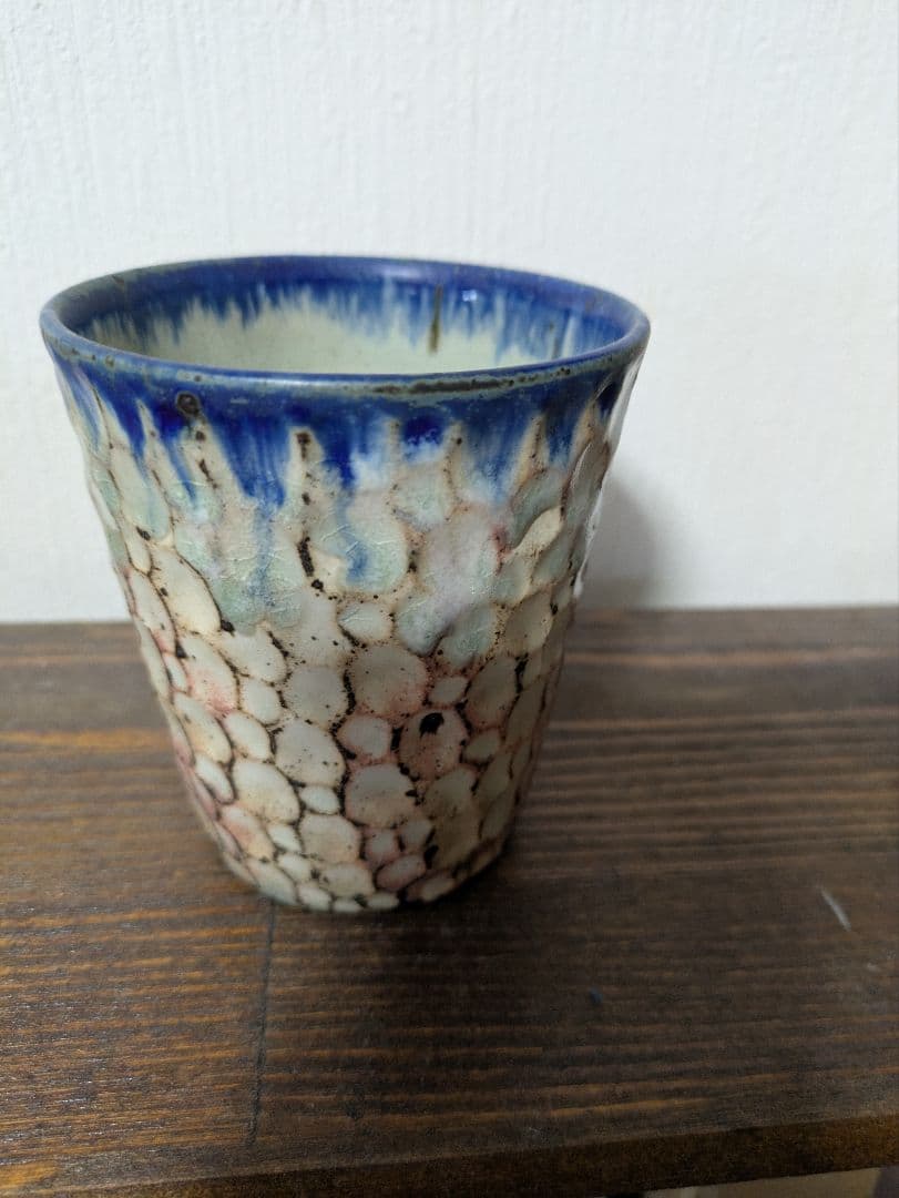 薮本寛之さん　フリーカップ テクスチャーのある青白いカップ