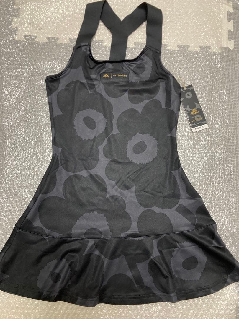 アディダス　マリメッコ　テニス　Yバック　ワンピース　セットアップ　Mサイズ