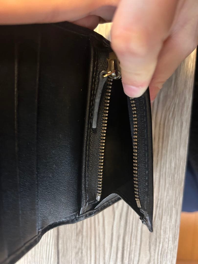 GUCCI ブラック 二つ折り財布