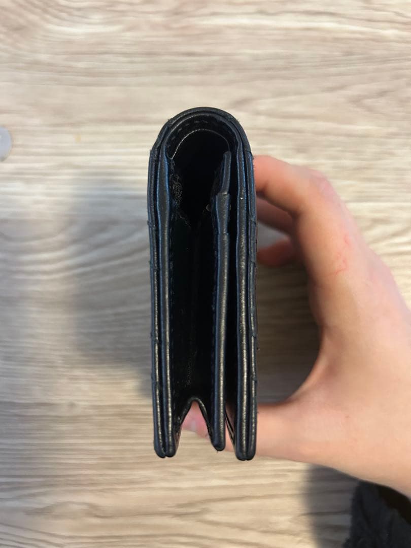 GUCCI ブラック 二つ折り財布