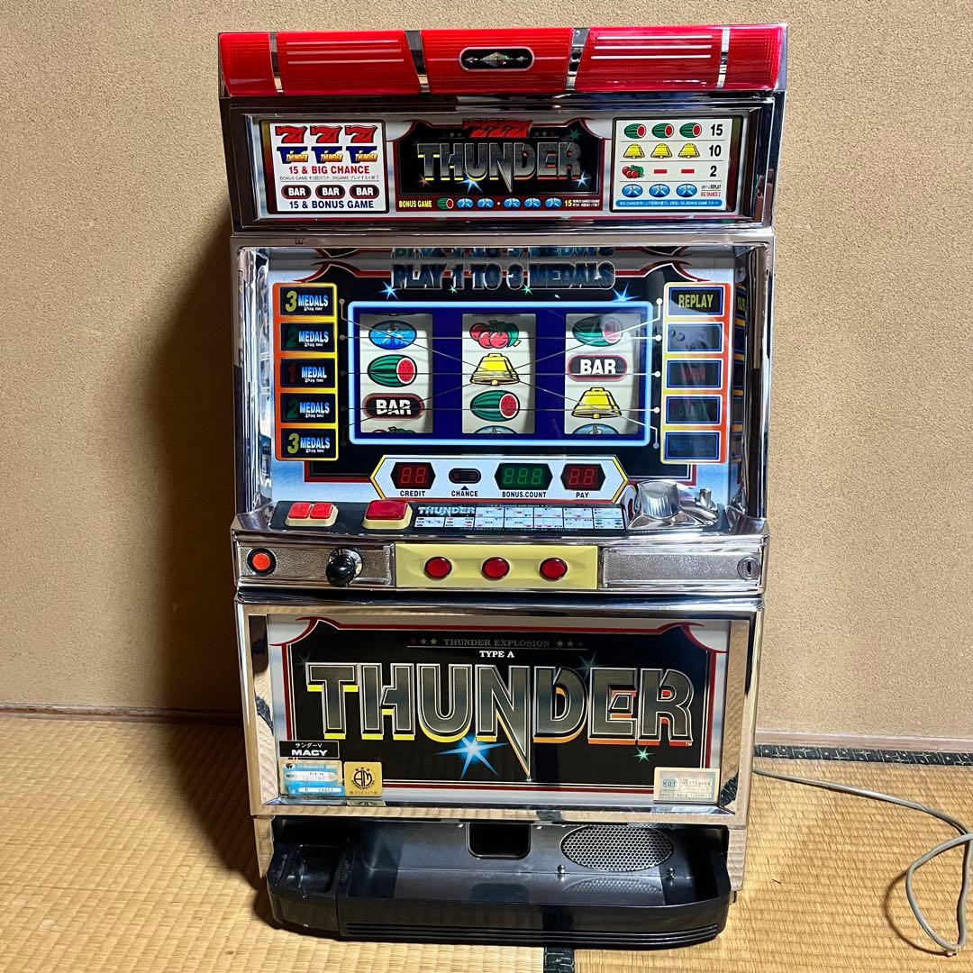 レトロ　スロット台　パチスロ　サンダーV 株式会社MACY