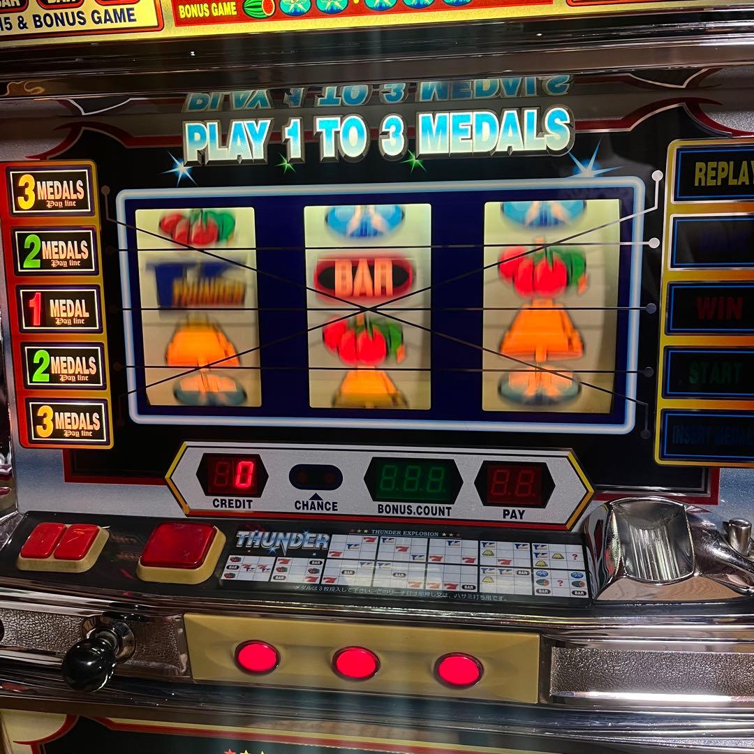 レトロ　スロット台　パチスロ　サンダーV 株式会社MACY