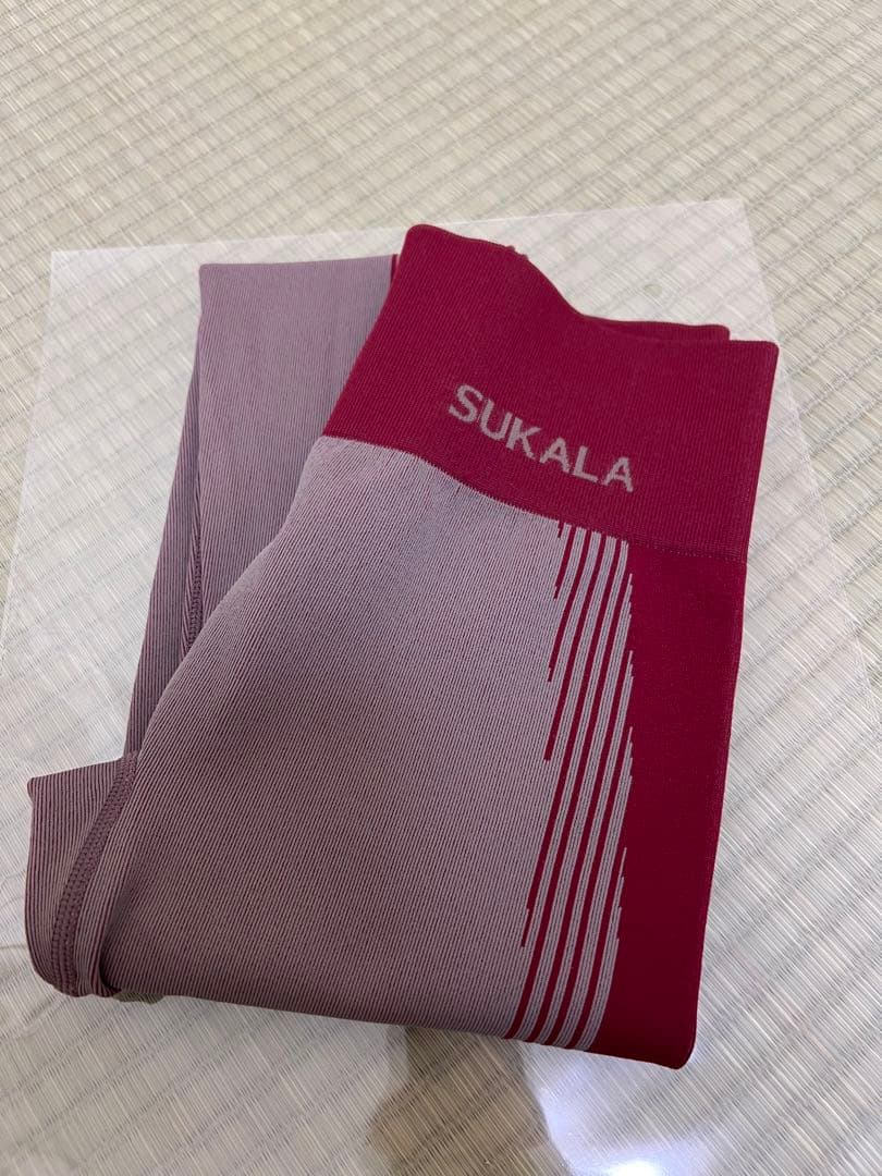 LAVA【SUKALA】シャドーストライプメランジレギンス チャコール M、L