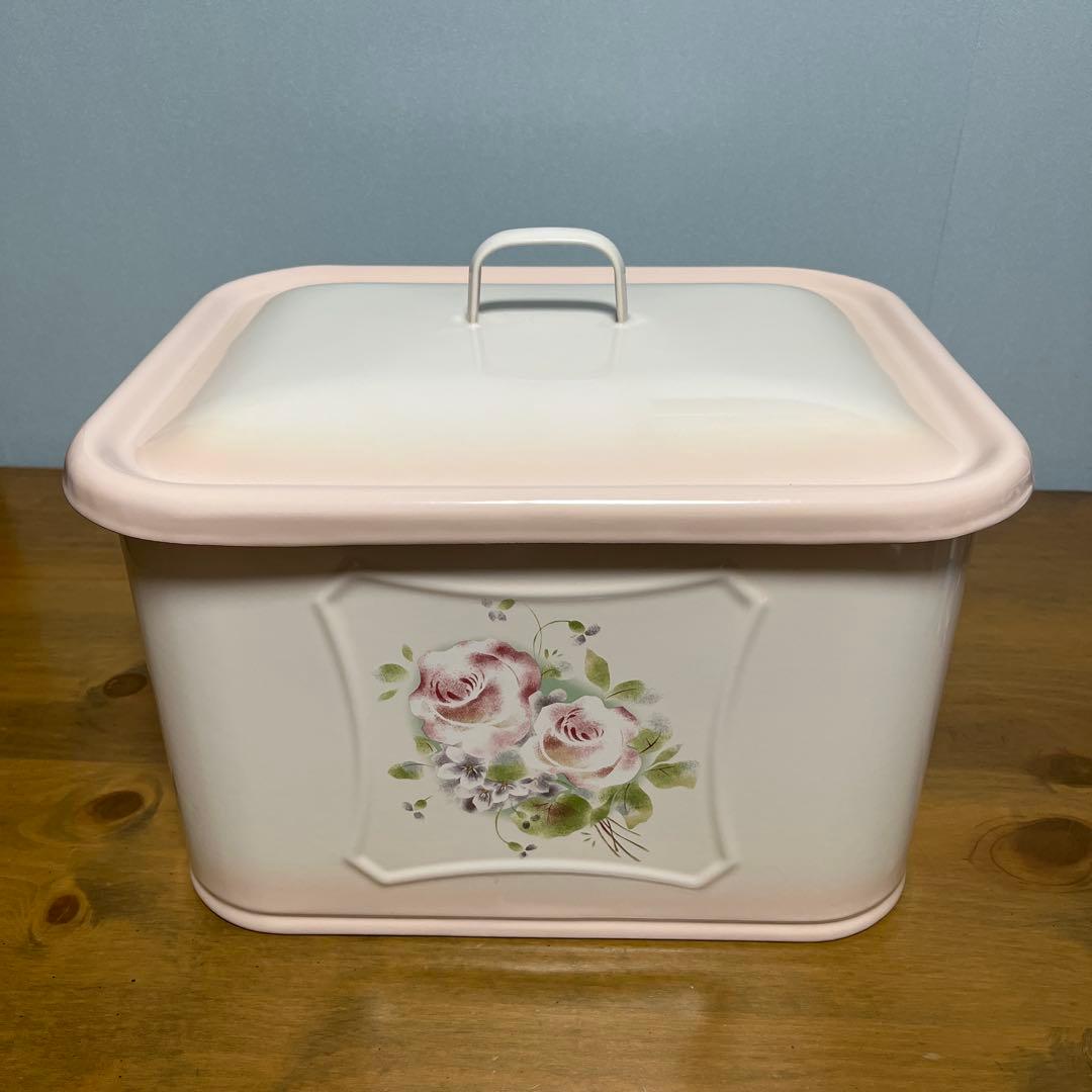 イマン　オデット　ホーロー缶