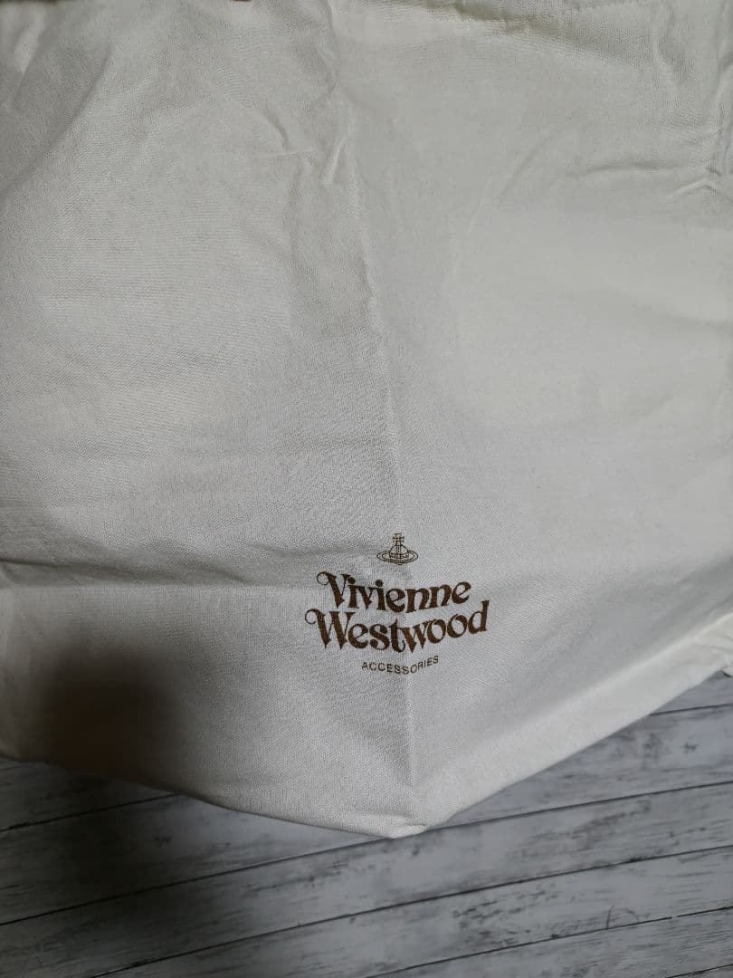 ヴィヴィアンウエストウッド　チェーンショルダーバッグ　安全ピン