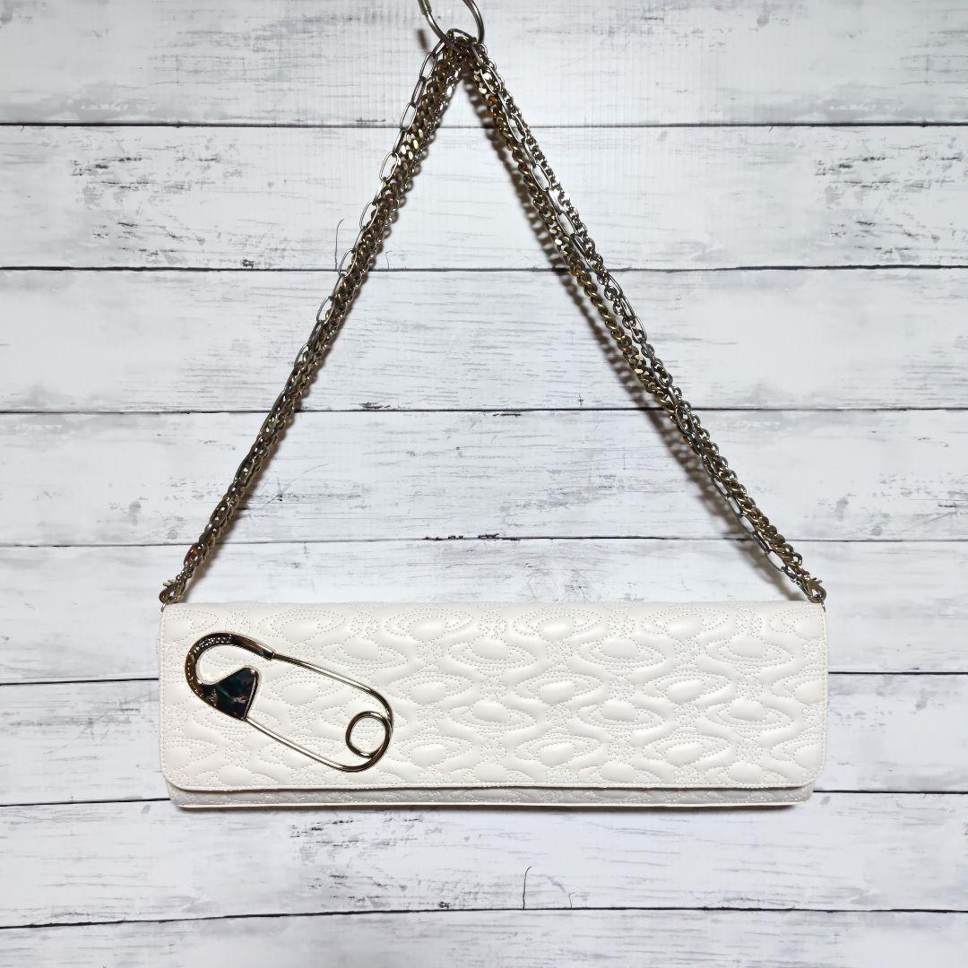 ヴィヴィアンウエストウッド　チェーンショルダーバッグ　安全ピン