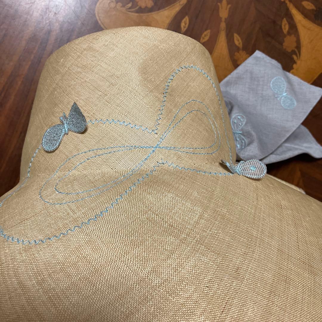 未使用品 希少minaperhonen ハットchoucho刺繍