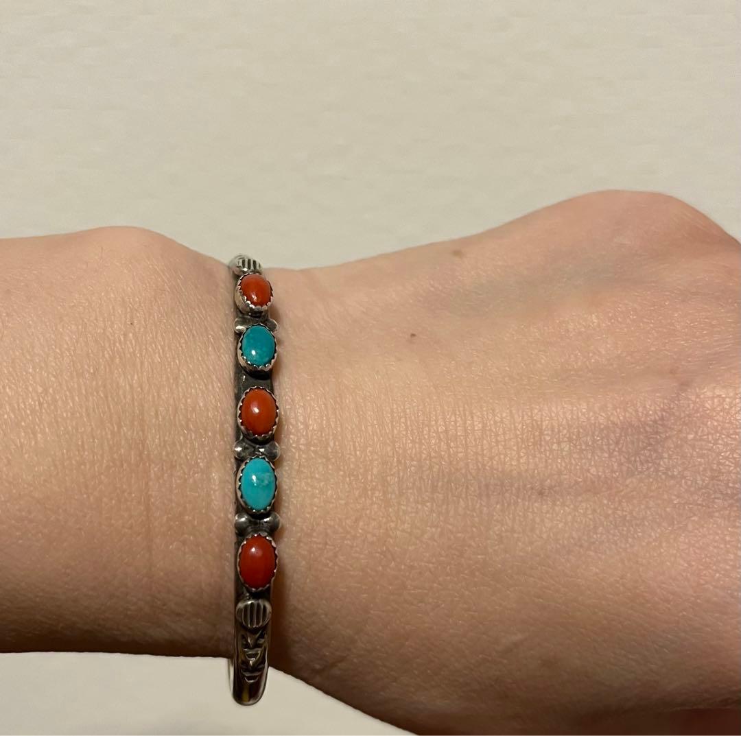 シルバー　ターコイズバングル　あインディアンジュエリー