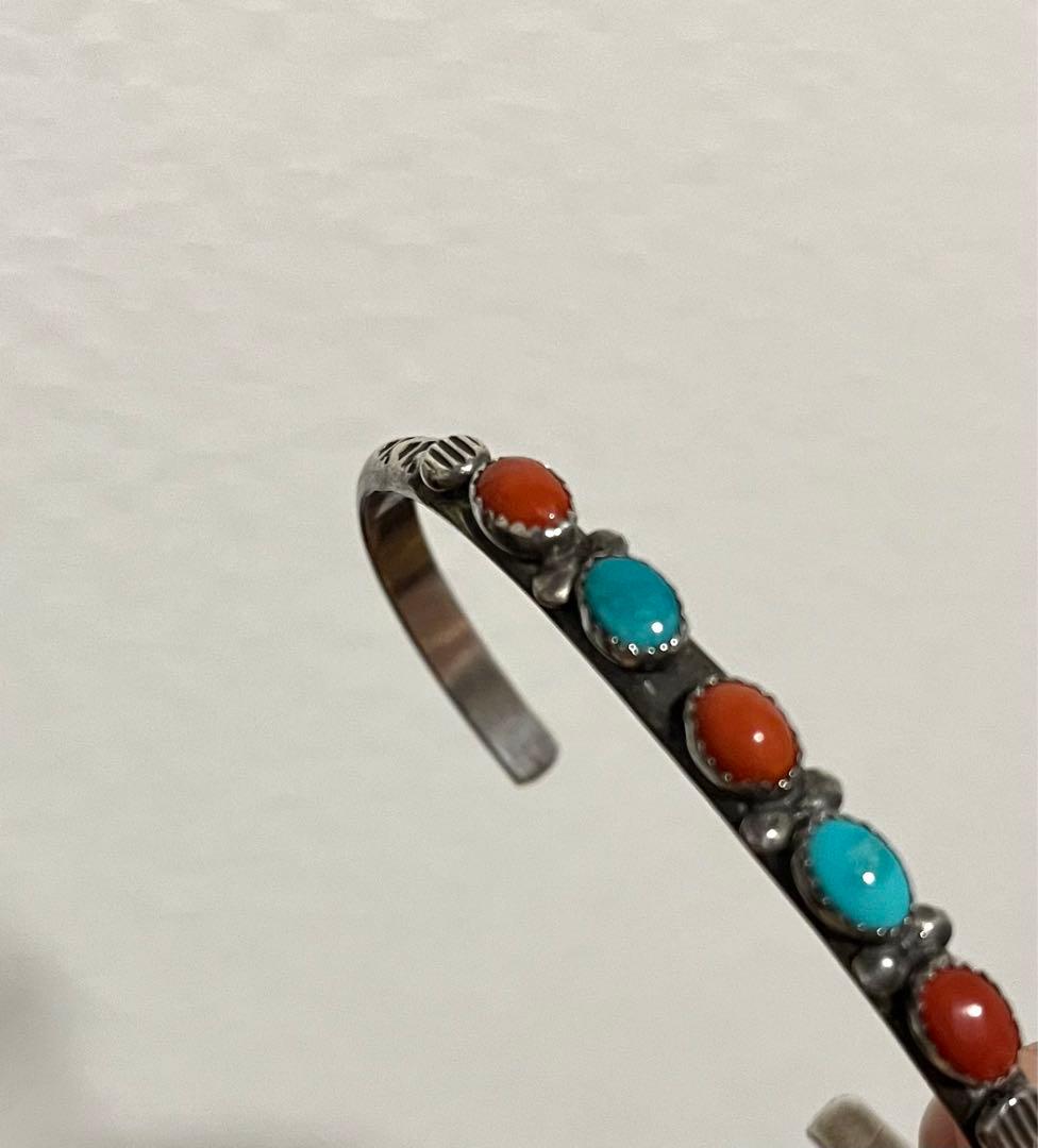 シルバー　ターコイズバングル　あインディアンジュエリー