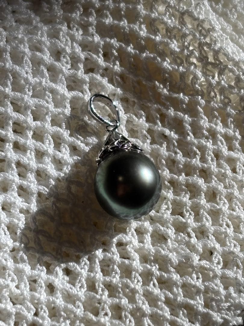 黒蝶パール　ペンダントトップ