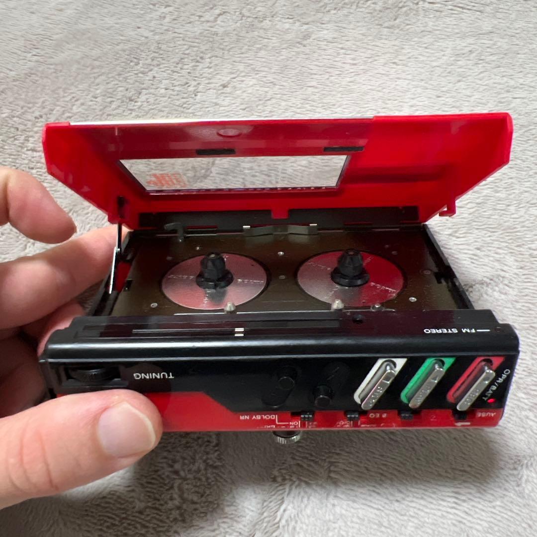 【希少】SONY〈WM-F65〉FM/AM ステレオカセットウォークマン