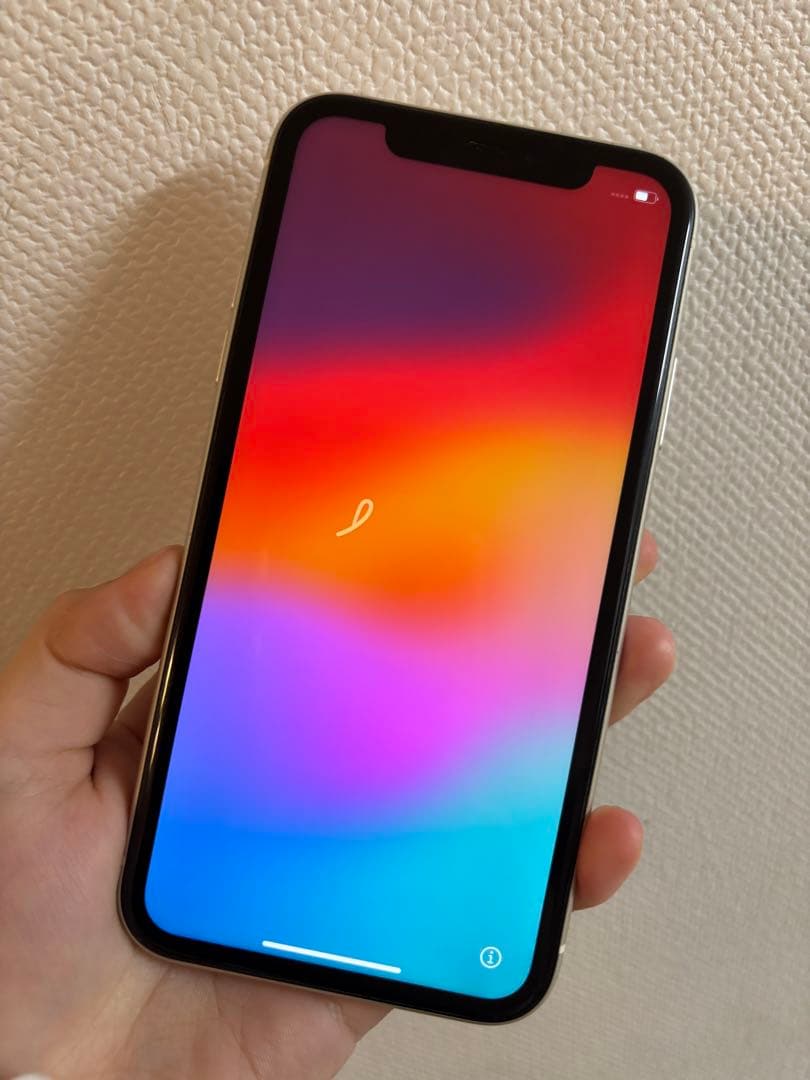 Apple iPhone 11 ホワイト　本体　箱付き