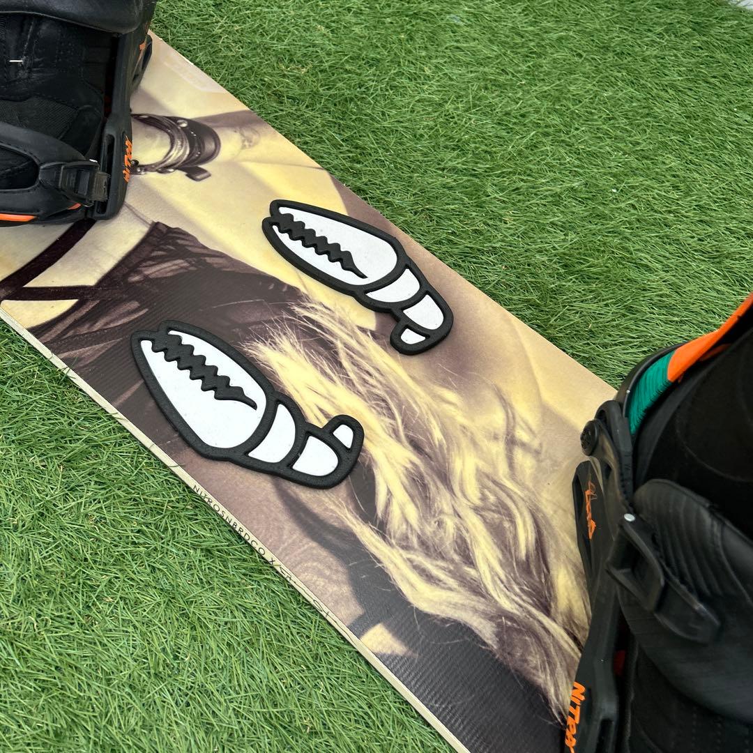 J326 NITRO 155cm エスエムピーSMO シャカ　スノーボードセット