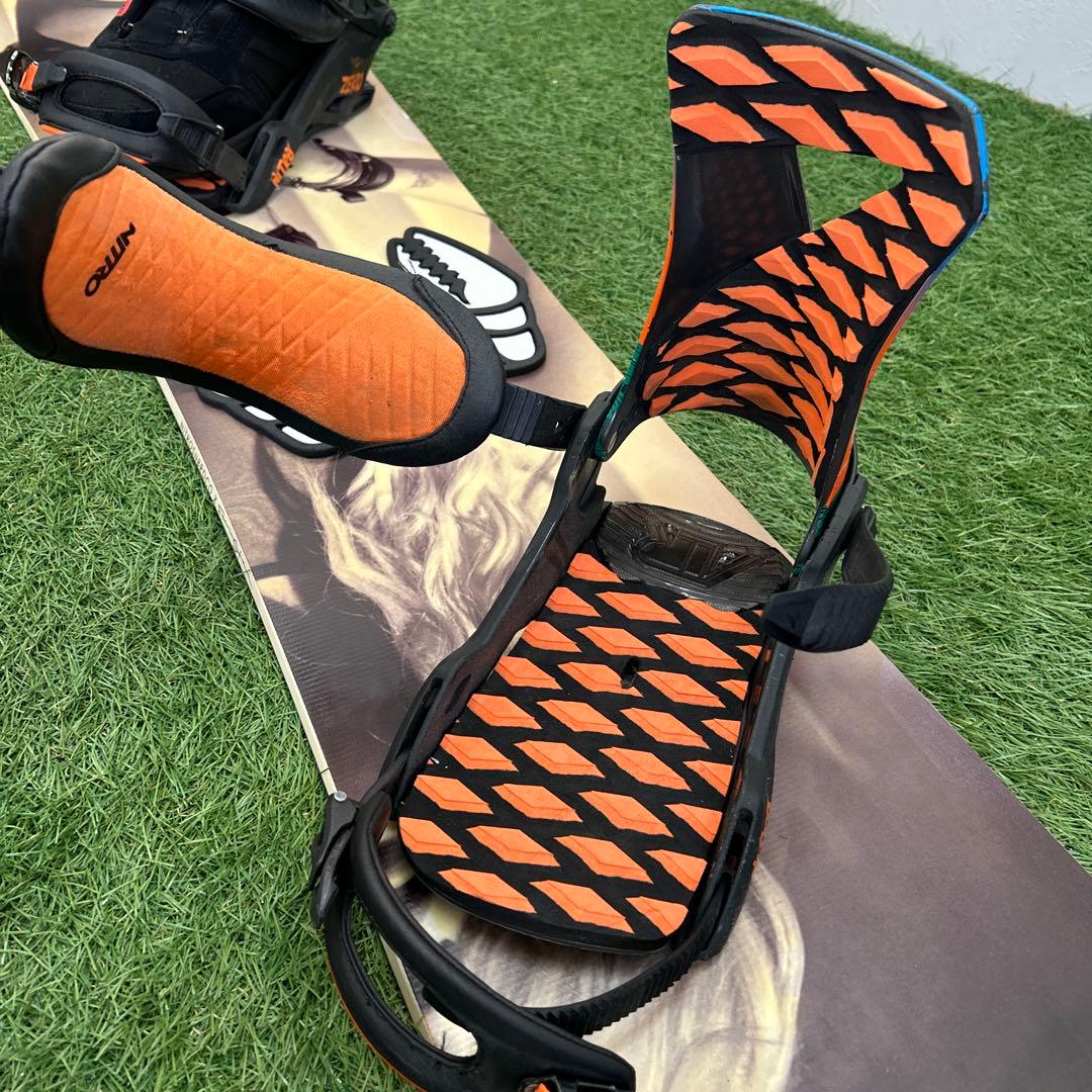 J326 NITRO 155cm エスエムピーSMO シャカ　スノーボードセット