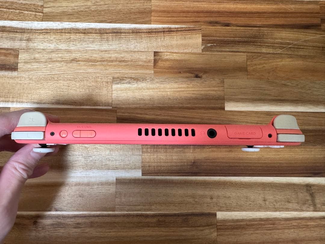 Nintendo Switch Lite コーラル（ピンク）