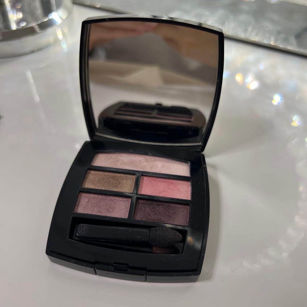 【CHANEL】 美品　レベージュパレットルガールライト ライト