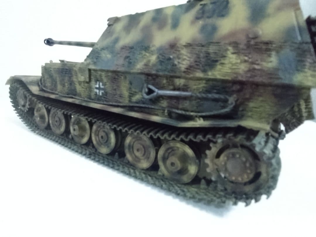プラモデル戦車完成品タミヤ1/35ドイツ重駆逐戦車エレファント