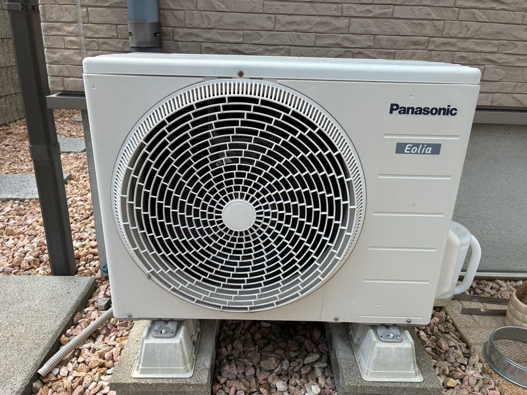 【本日限定】パナソニック　ルームエアコン CS-287CF-W、室外機付き