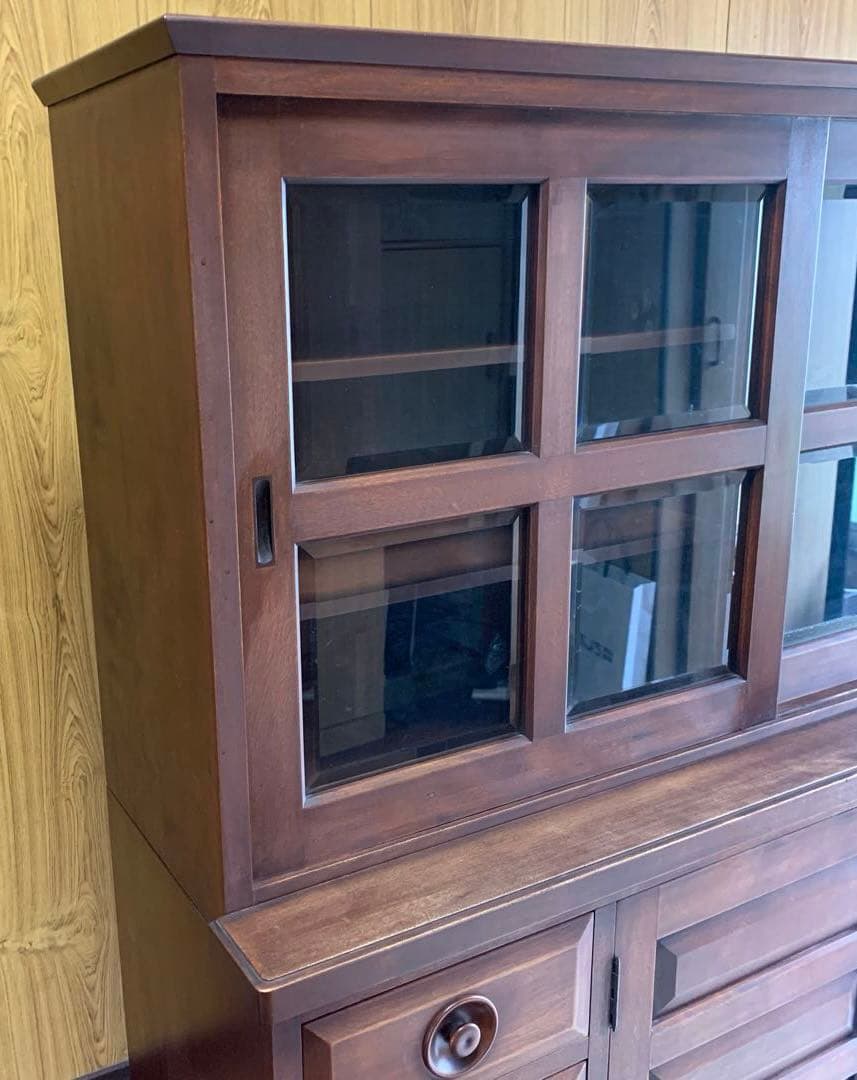 ガラス扉付きキャビネット　食器棚　本棚　辰巳木工　鳥取民藝家具　飾り棚　骨董
