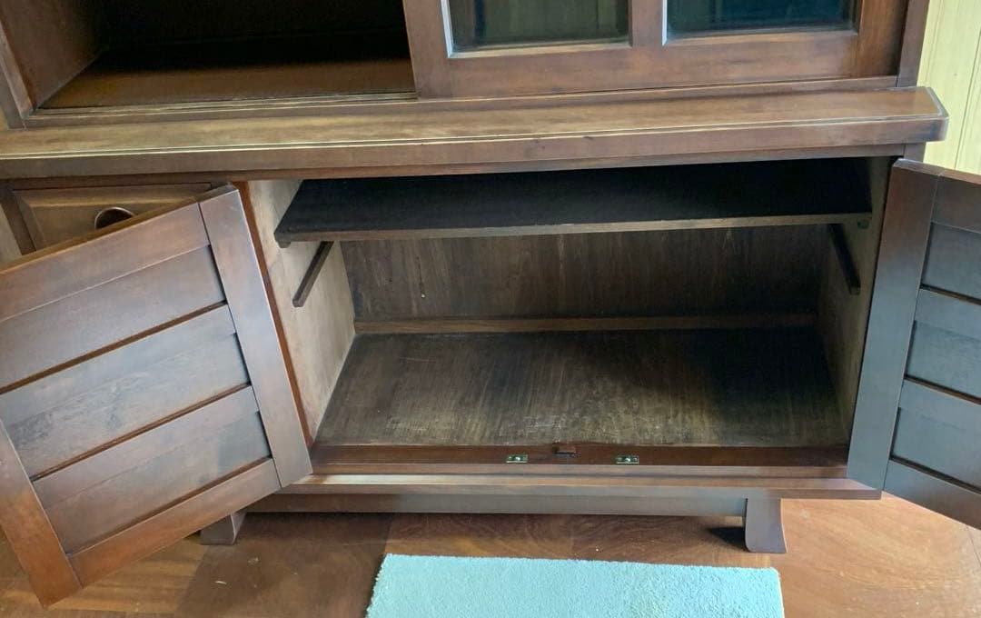 ガラス扉付きキャビネット　食器棚　本棚　辰巳木工　鳥取民藝家具　飾り棚　骨董