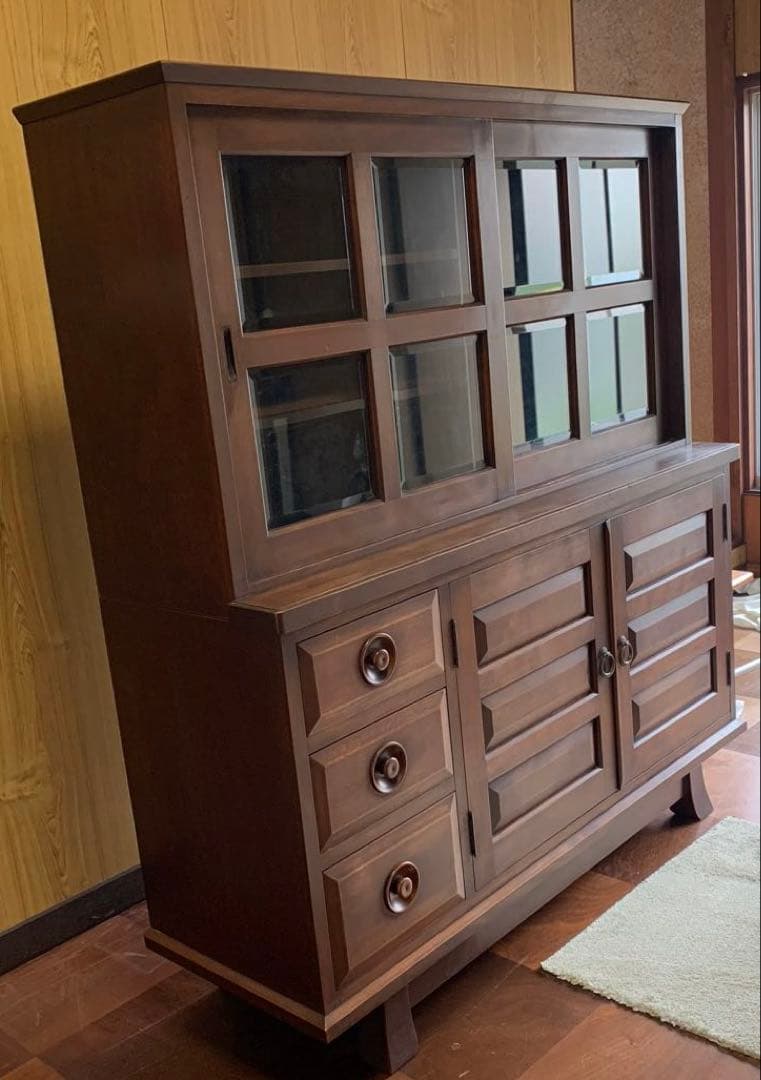 ガラス扉付きキャビネット　食器棚　本棚　辰巳木工　鳥取民藝家具　飾り棚　骨董