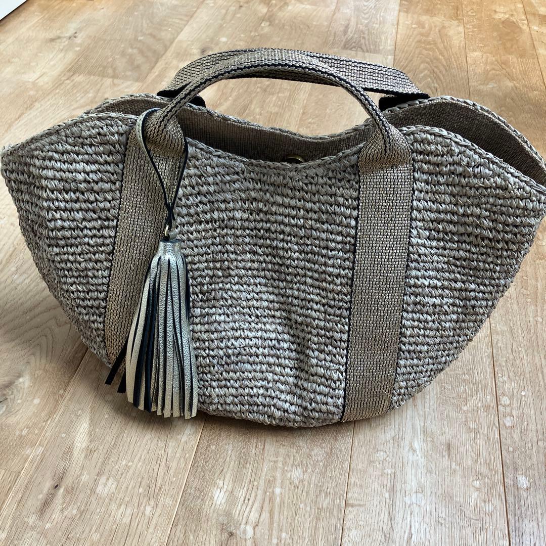 ヴィオラドーロ　ラフィア　テープハンドルトート