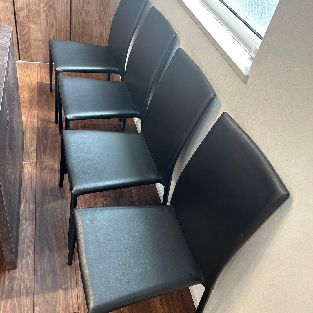 4脚　モダン　ダイニングチェア　ブラック　合皮　スタイリッシュ