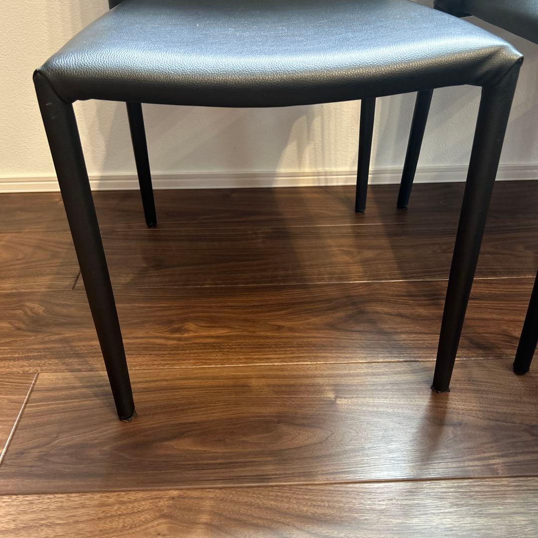 4脚　モダン　ダイニングチェア　ブラック　合皮　スタイリッシュ