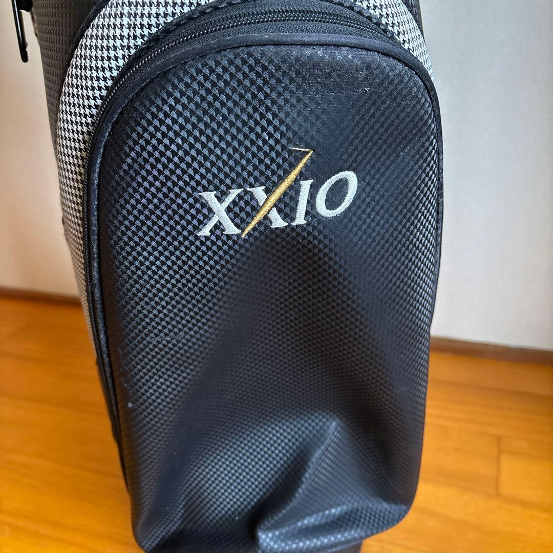 ゼクシオ XXIOキャディバッグ フード付き