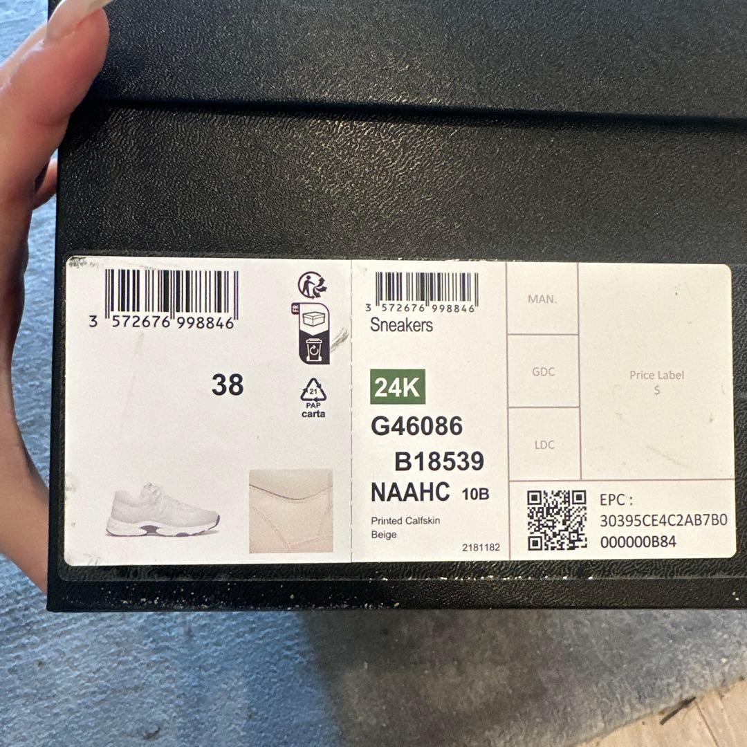 CHANEL スニーカー　38サイズ　シャネル