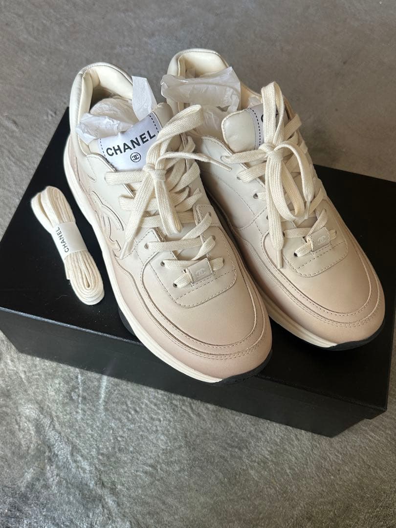 CHANEL スニーカー　38サイズ　シャネル