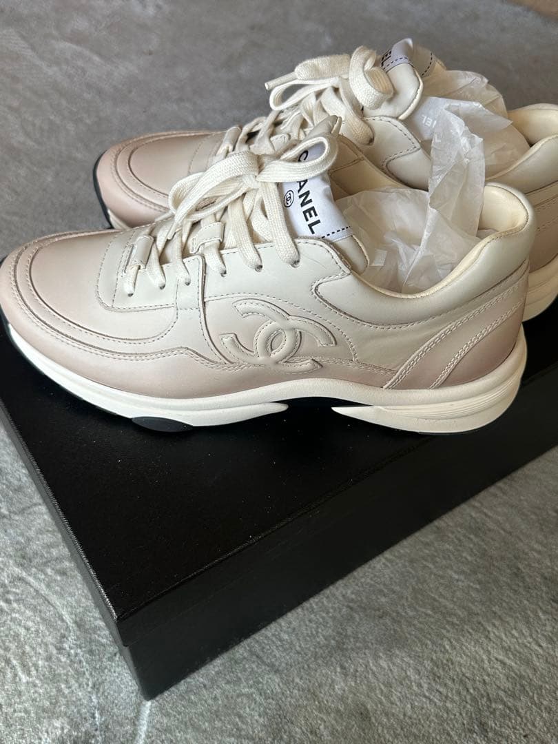 CHANEL スニーカー　38サイズ　シャネル