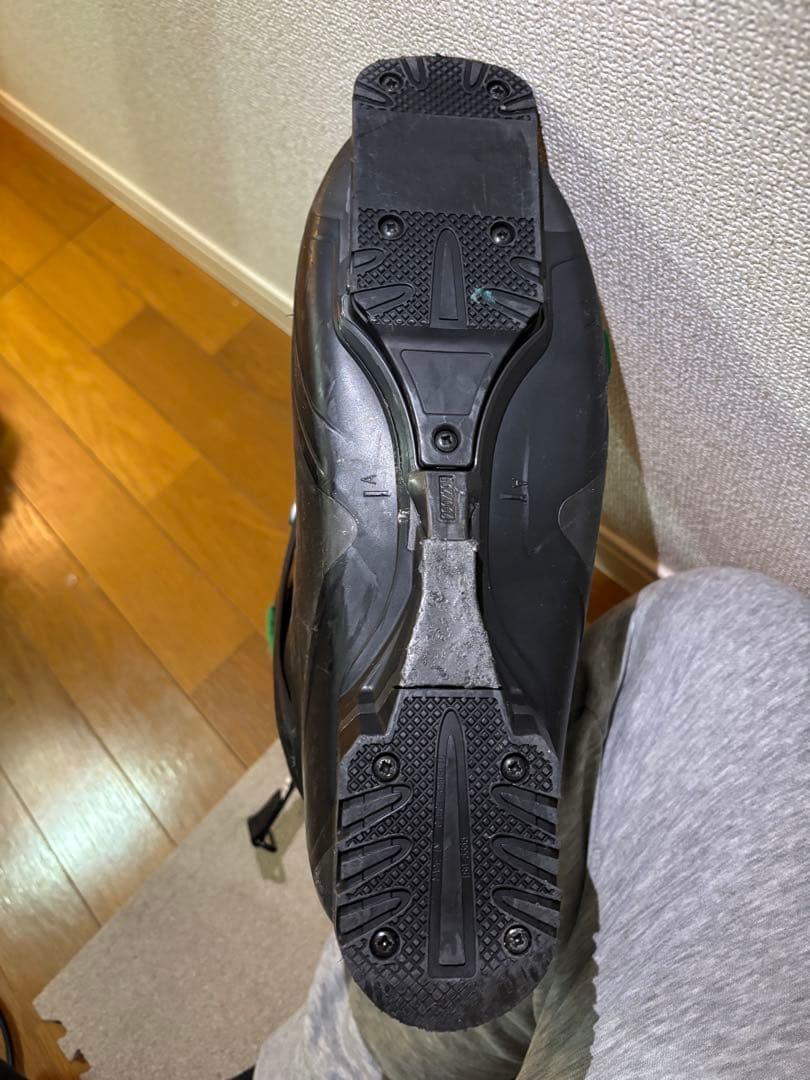 HEAD スキーブーツ　27.5cm