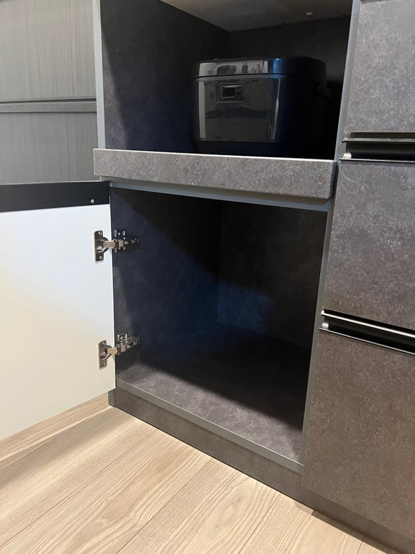 チョコレートたべたい　ブラックセラミック調 キッチンボード120